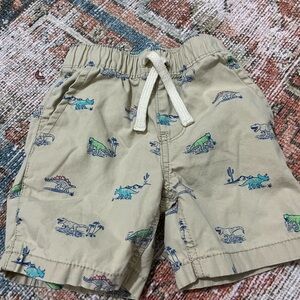 Children’s Place -2T -dinosaur shorts -EUC